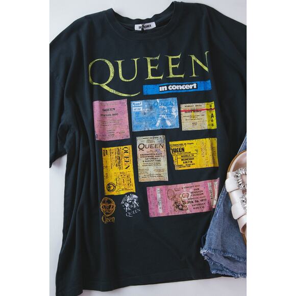 DAYDREAMER Queen Ticket Collage Tee One Size New without Tag MSRP $88 - Picture 12 of 15